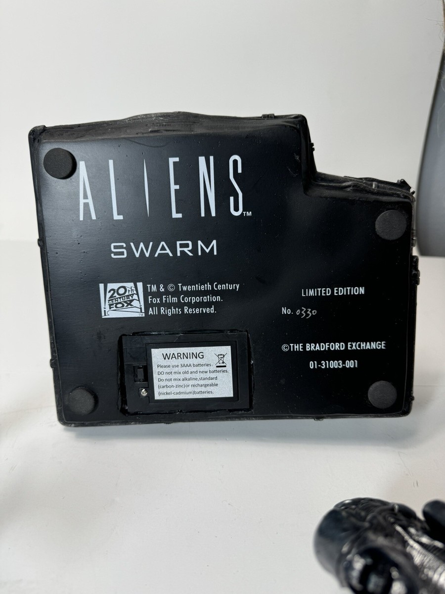 Rare Bradford Exchange Aliens Swarm Scene Limited Edition Broken