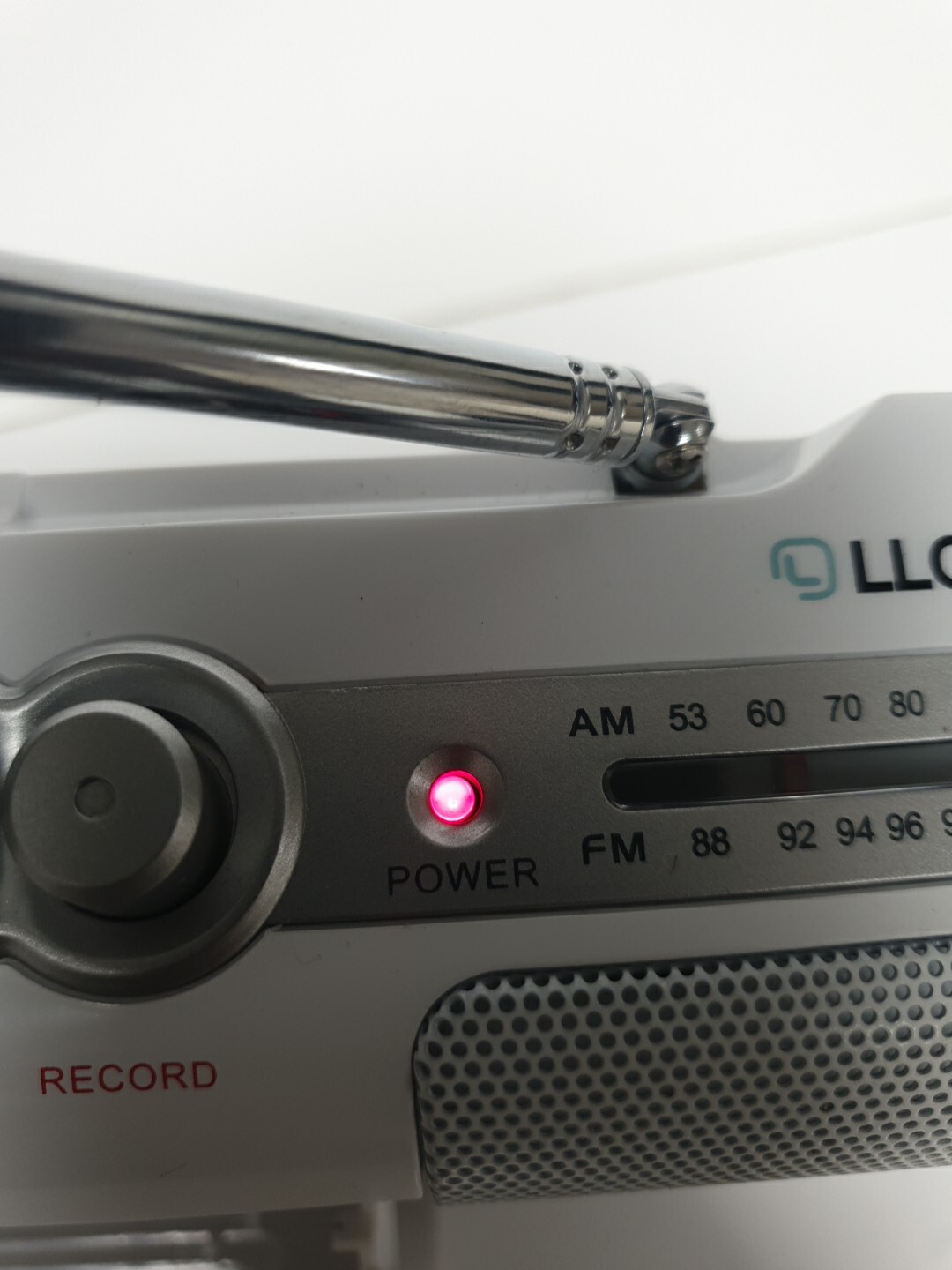 LLOYTRON MODENA Portable Radio Cassete Recorder White N8103WH eBay