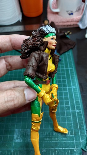 Handmade 1/12 Brown Jacket for ML Woman Body Actionfigur (ohne Figur) - Bild 1 von 4