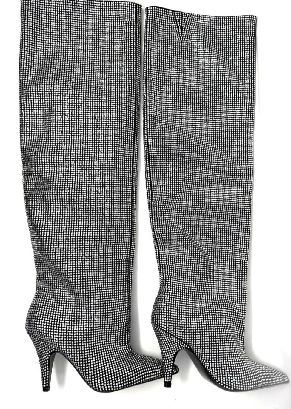Foto 1 di 7