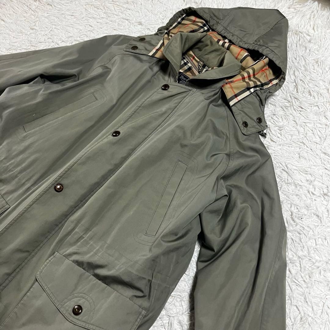 Burberry Coated Silk with Exquisite Luster and Cashmere Lining Vintage Men's thumbnail 3