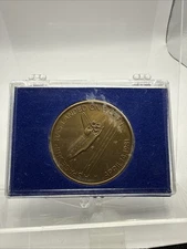 1981 Columbia Space Shuttle First Flight and Return To Earth Medal Young Crippen