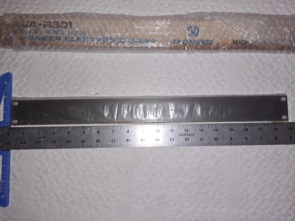 Pioneer Spec JA-R301 Spacer Part - Only One Piece ( ☆READ DESCRIPTION☆) - image 3 of 4