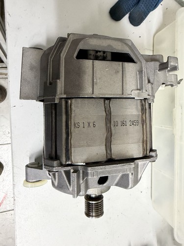 Waschmaschinenmotor Bosch / Siemens 151.60037.03 Neue Bürsten / Kohlen