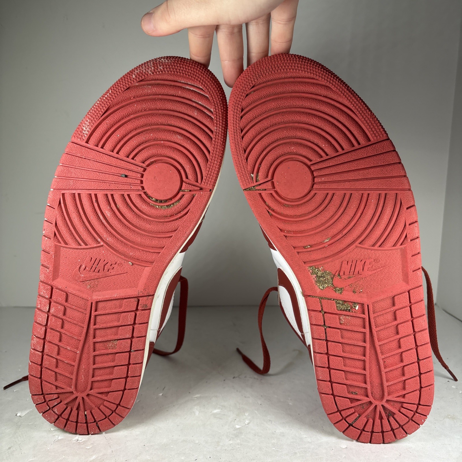 Size 11 Nike Air Jordan 1 Low Dune Red Sneakers FJ3459-160 thumbnail 8