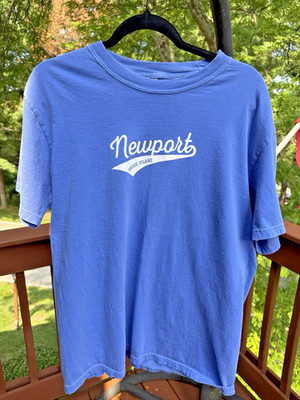 Newport Rhode Island T shirt Blue/Purple Large 100% cotton