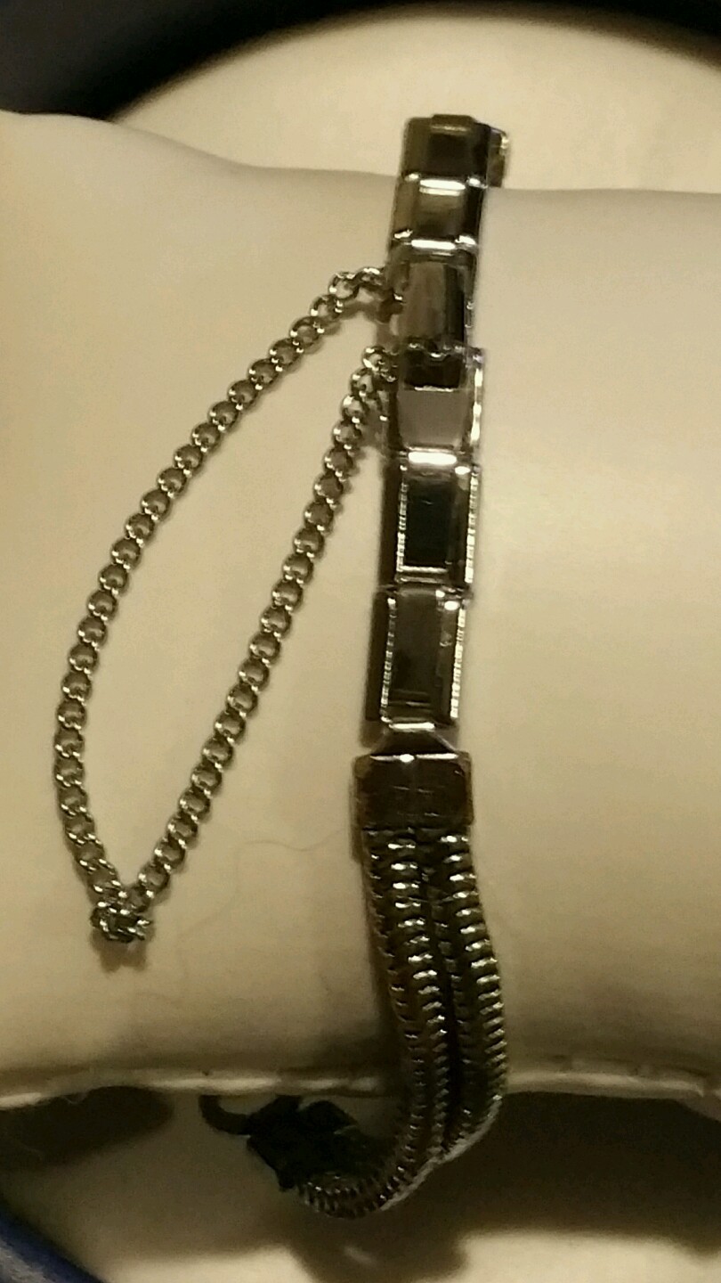 Picture 5 of 12