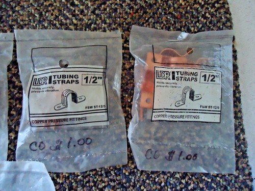Mixed Lot Of 7 Packs " NIP " 1/2 " Copper / Copper Plated Tubing Straps (40) - Picture 3 of 7