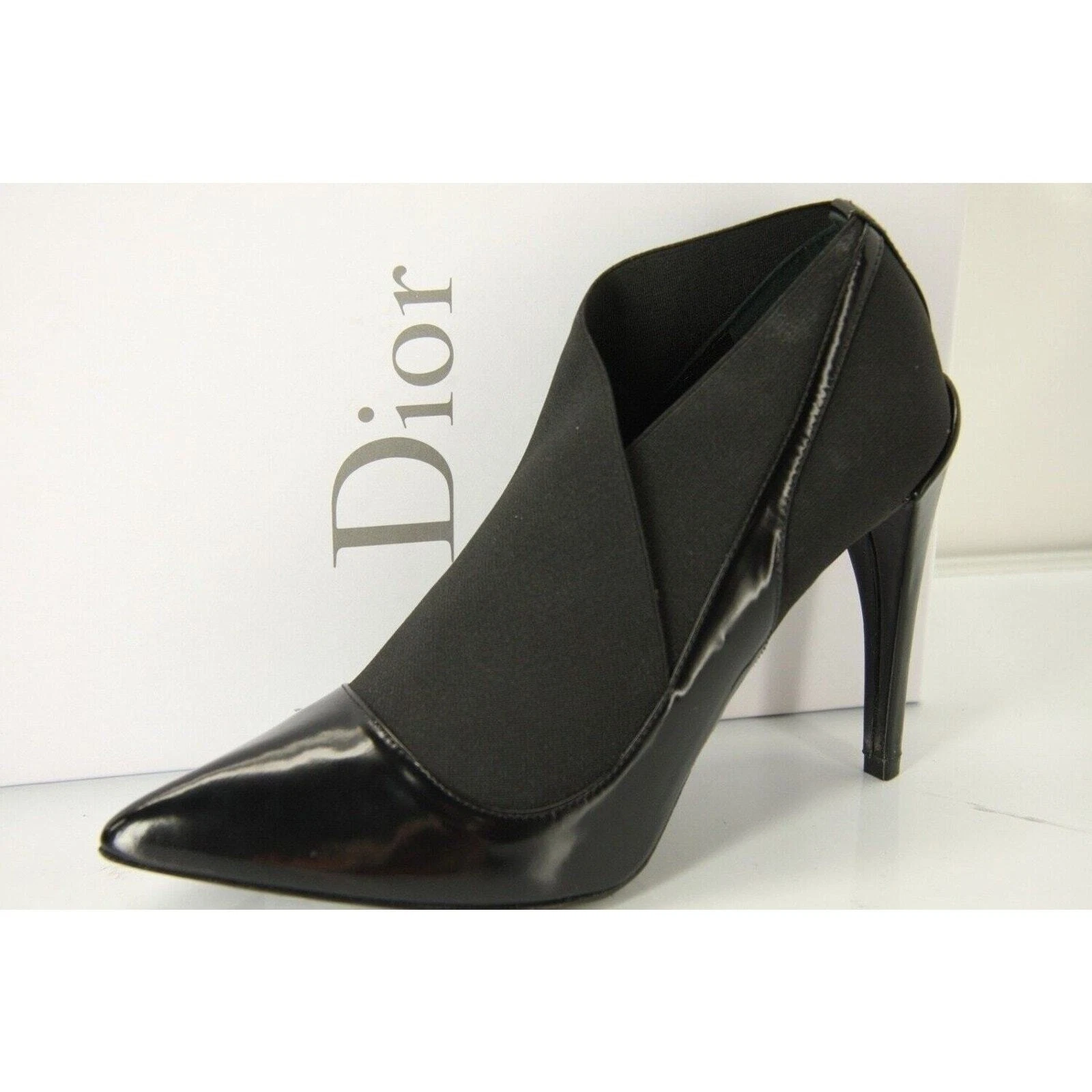 Escarpins Christian Dior cuir noir bout pointu bretelles extensibles taille 35,5 neufs dans leur boîte