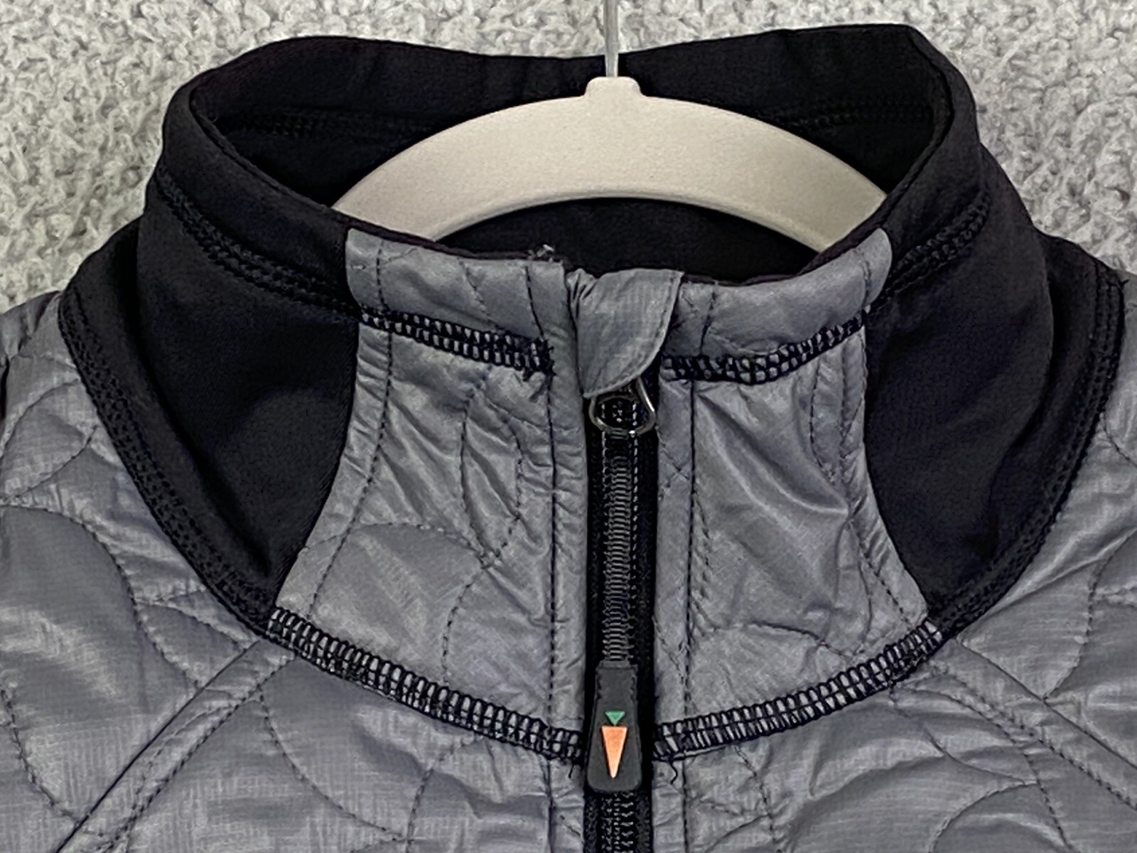 Kerrits Quilted Riding Vest Gray Black Size Medium EXC