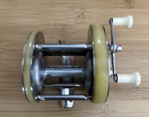Shakespeare - Vintage Model - No. 1970 FK - President Fishing Wondereel USA Made