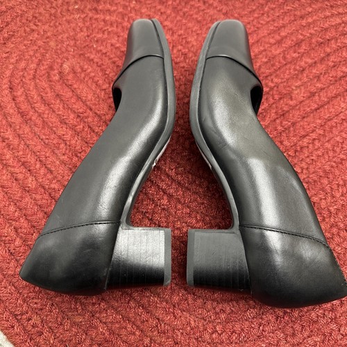 Unstructured Clarks Womens Pumps Black Leather Slip On Square Toe Block Heel 7.5 - Picture 8 of 10