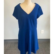 Merona Womens’s XXL Blue knee length V-Neck dress