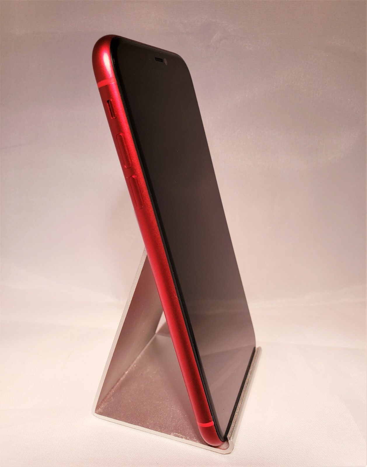 Apple iPhone 11 64GB PRODUCT Red AT&T Unlocked Fair Condition w ...