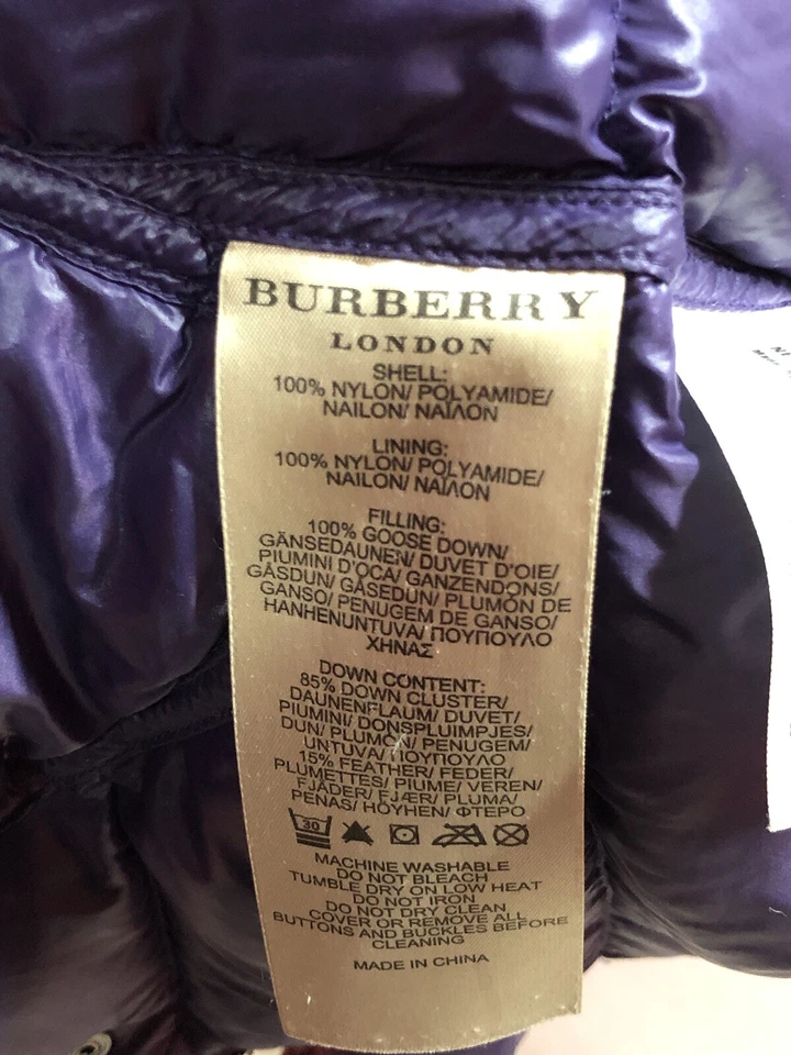 Chaqueta de plumón de ganso Burberry London talla S Foto 4 de 4