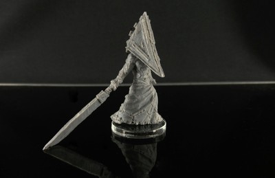 Silent Hill Miniature Sankaku Atama Pyramid Head 赤い三角頭 28mm Ebay