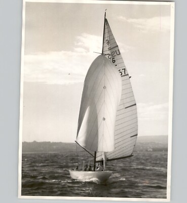 William Bartholomae Jr's RACING SAIL YACHT 'Mystery' VINTAGE 1935 Press Photo