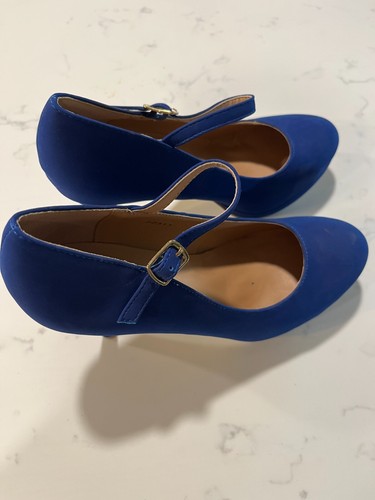 JC Women's Blue Suede Buckle Slip On Round Toe Heel Shoes Size 7.5 - Picture 3 of 6