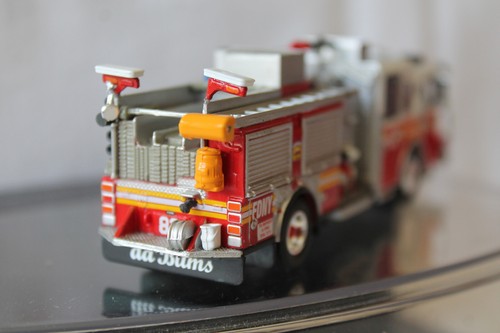 PCX87: 870680 - 870684 Seagrave Marauder II Feuerwehr Neu York - 第 16/27 張圖片