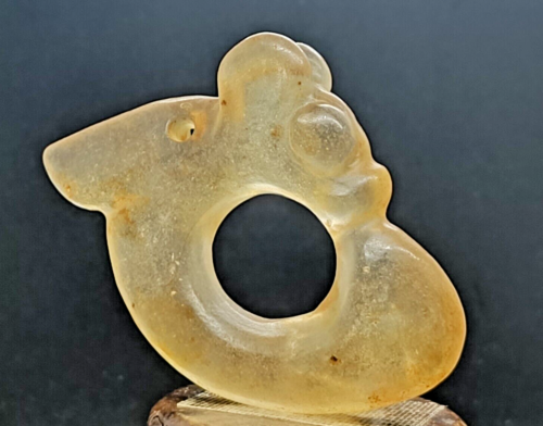 Antica scultura in vetro di giada drago C intagliato cultura Hongshan - Foto 1 di 8