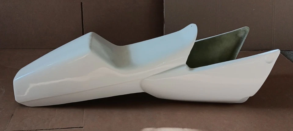 Asiento de carrera Kawasaki AR50/80 fibra de vidrio  Foto 4 de 4