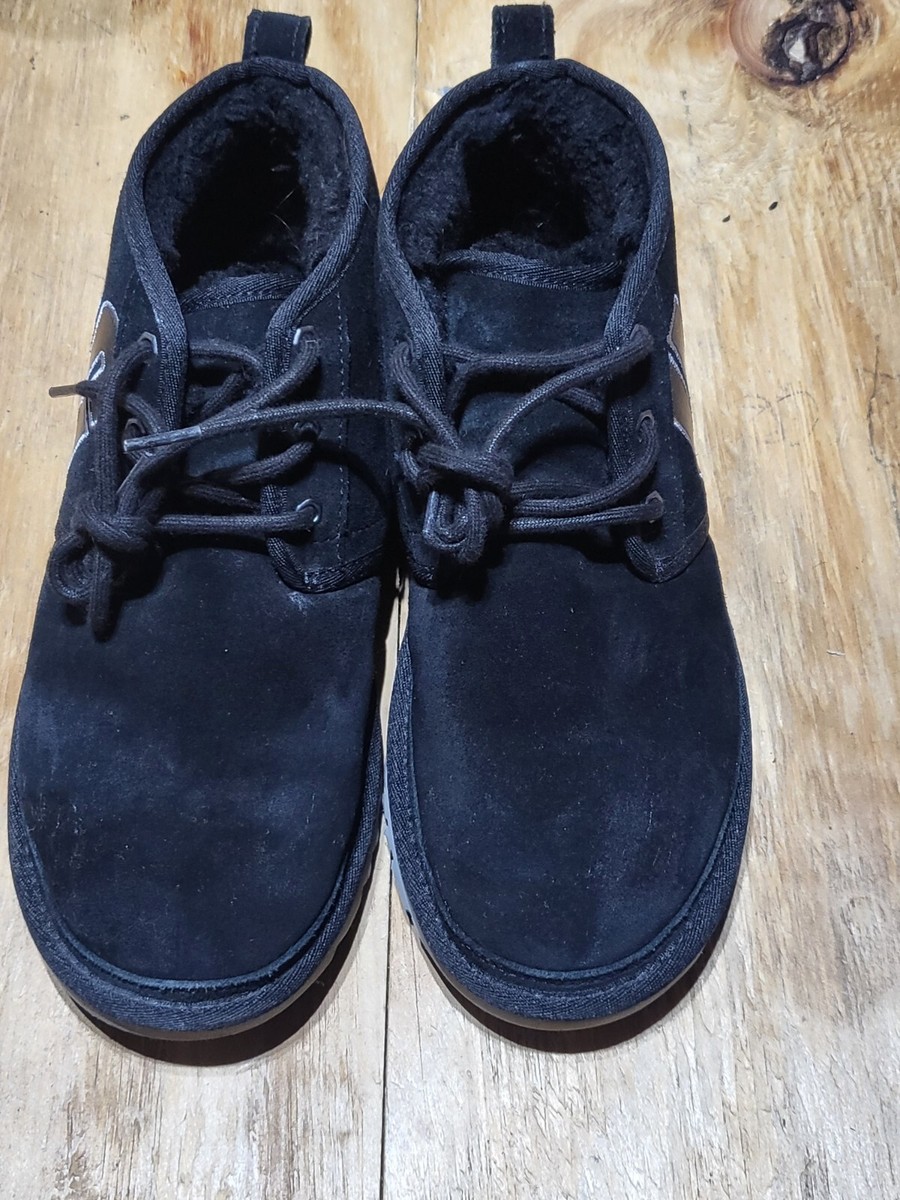 UGG Neumel Graphic Outline Chukka Boot Style 1130715 Size 9  display picture 2