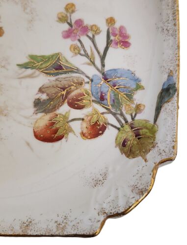 PIATTO DA PORTATA Fragola, Vassoio, Faience, Maiolica, Luneville, Francia, 1880, 9" - Foto 3 di 11