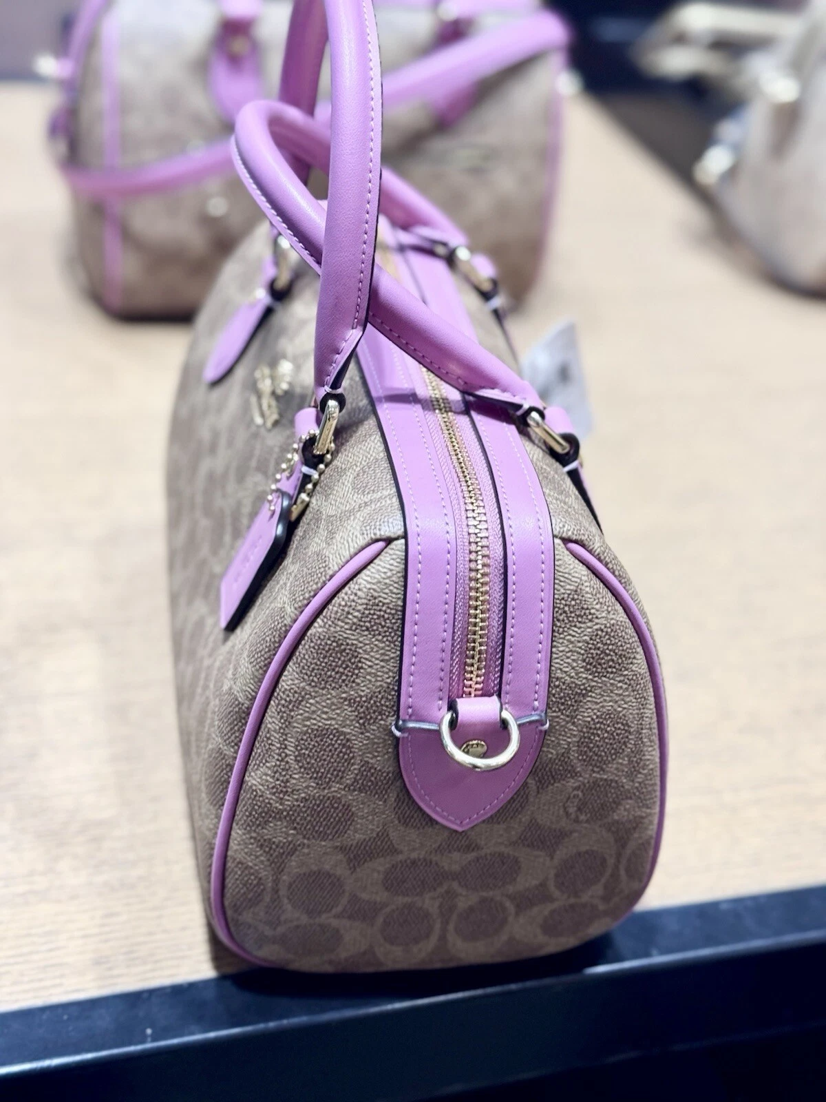 Borsa a tracolla Coach Rowan in tela firmata marrone fucsia CV961 nuova con etichette