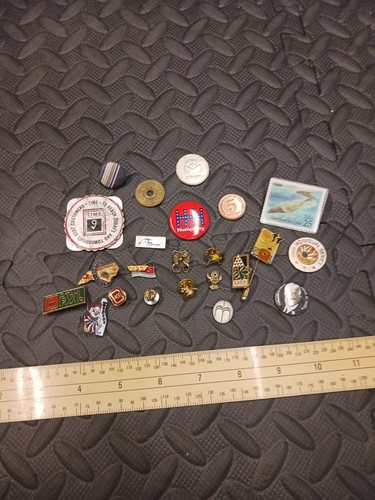 Vintage Pins Lot Button Lot Junk Drawer Lot Pin Push Pins Lot - Picture 17 of 20