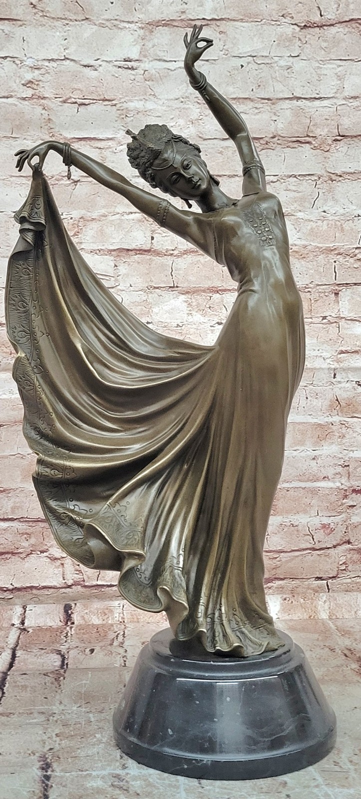 Figurilla De Baile De Bronce Original Mujer Oriental Elegante Arte Fundido