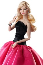 Gardenia Baroness Agnes von Weiss Doll FR Collection 2025W Club Exclusive NRFB