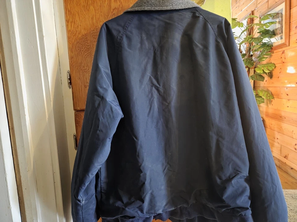 LANDS END MENS, XL TALL RADIENT NAVY, CLASSIC SQUAL WARM lined JACKET/ COAT  - Image 4 of 4
