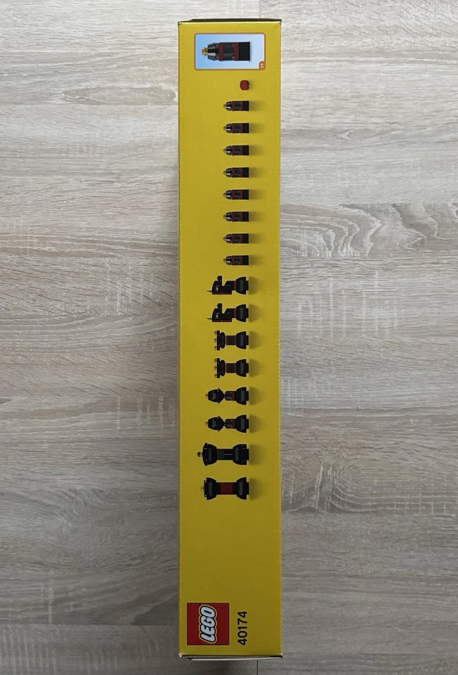 Lego Chess 40174 Brand New Sealed FREE POSTAGE - Image 3 of 4