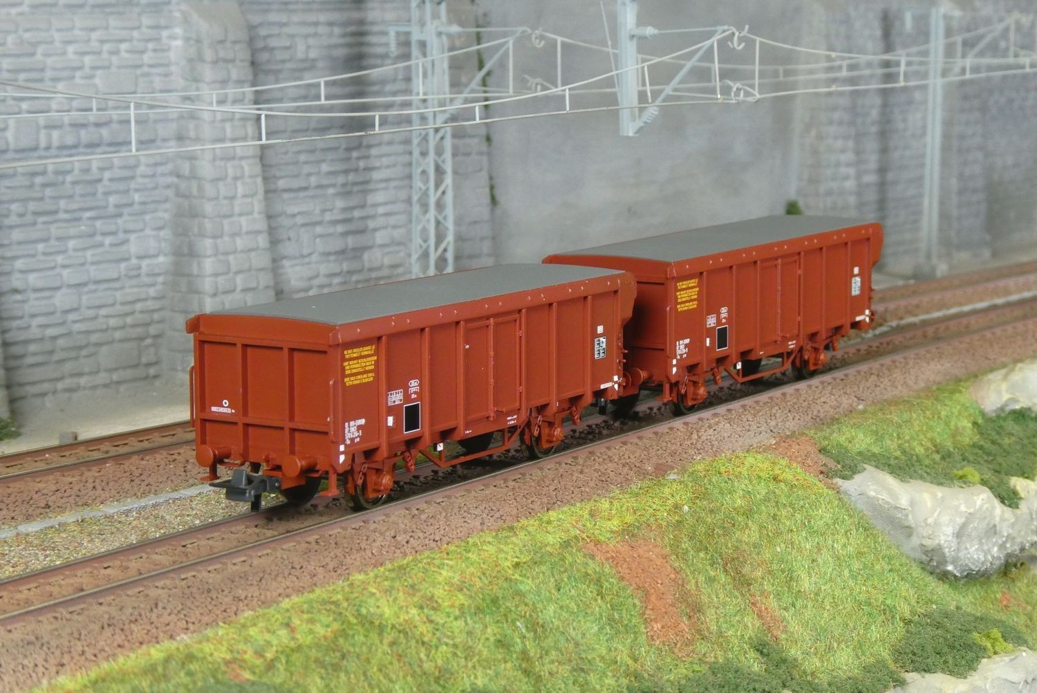 Wagons à toit enroulable Ts SNCF HO Roco 6600251 haute fidélité en miniature