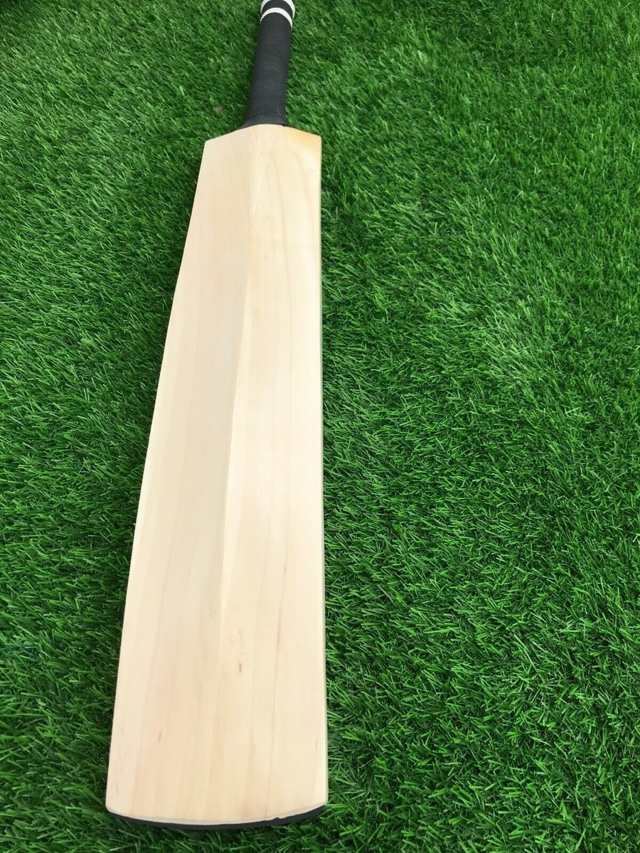 Batte de cricket en saule anglais Grade 1 Big Edges 40-45 mm