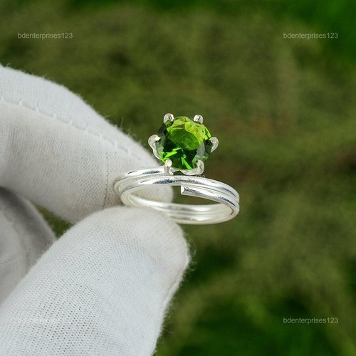 Mothers day Deal Peridot Stone Handmade Solitaire Ring Jewelry Sterling Silver - Picture 3 of 7