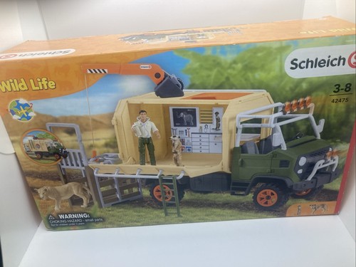 Schleich Wild Life Big Truck Rescue Animal #42475