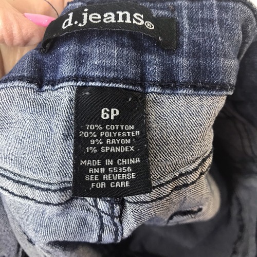 d.jeans Size 6P, Skinny Fit Blue Jeans. Rows of Tiny Beads Accent Outer Leg Seam - Picture 6 of 13