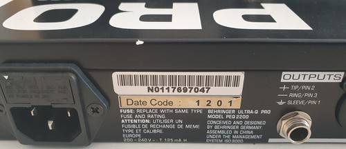 2 Unidades mono de Ecualizador BEHRINGER PQ 2200 Paramétrico. - Imagen 17 de 24