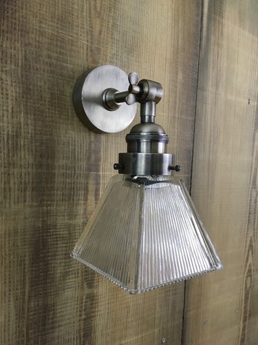 Vintage Style Bathroom Lighting – Rispa
