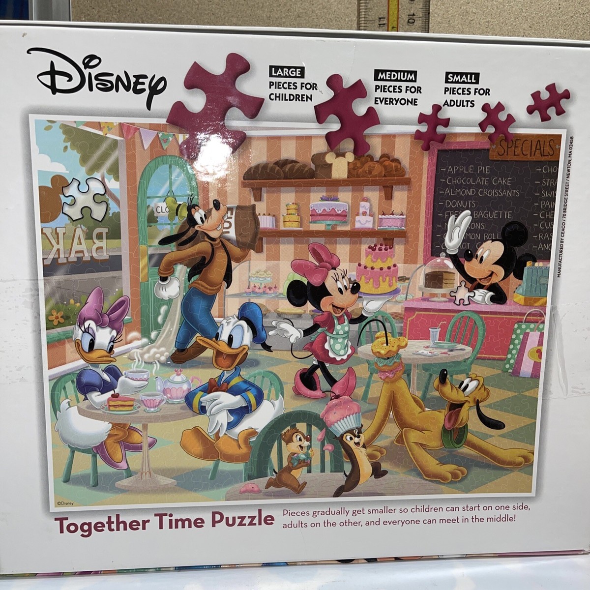 Disney 400 Pc. Jigsaw Puzzle - Family Together Time - 24”x18
