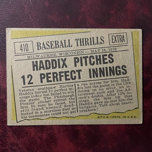 1961 Topps Set HARVEY HADDIX PITCHES 12 INNING PERFETTI #410 PIRATI - EX - Foto 2 di 2