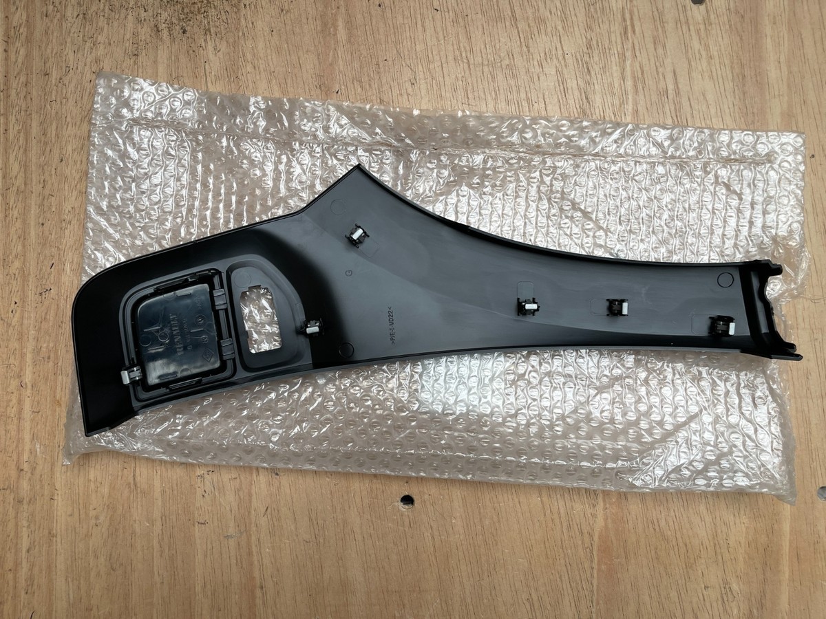 2018 Dacia Duster Front Left Side Wing Moulding Trim 638754702R