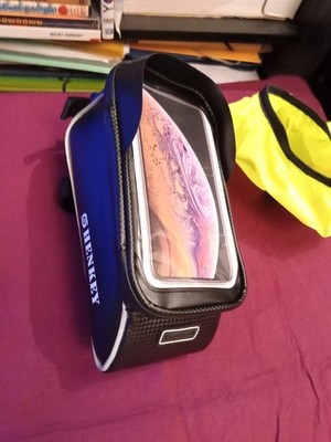 Fahrradtasche mit wasserdichter Smartphone Halterung