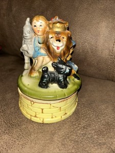 オズの魔法使いオルゴール　OZ Dorothy& Lion Music Box Vintage Wizard of Oz Music Box | eBay