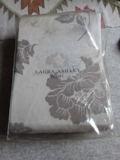Schöne Laura Ashley Pfingstrose Trüffel vorgefertigte Vorhänge neu in Verpackung
