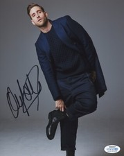 Oliver Jackson Cohen Hill House Signed Autograph 8x10 Photo