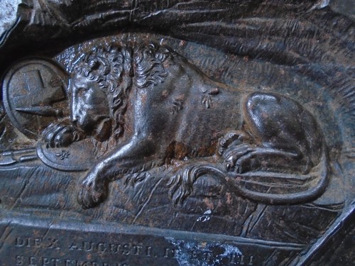 19TH CENTURY LION OF LUCERNE SCHWEGLER BRONZE ? SPELTER ? PLAQUE - SIGNED - Picture 2 of 7