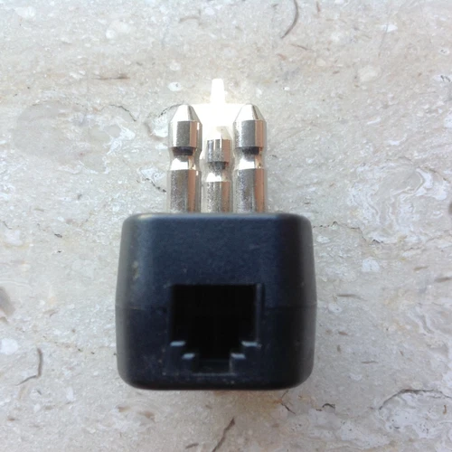 RJ11 Jak Girişli Üç Pinli Telekom Tipi Telefon Fişi - Fotoğraf 8/8