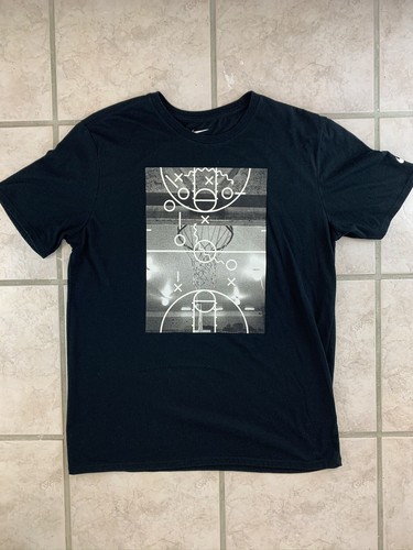 Nike Basketball Graphic T Shirt Black • Large